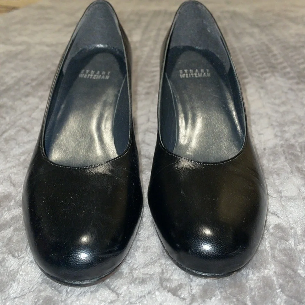 Stuart‎ Weitzman Elegant Black Leather Women's Shy Heels. Size 6.